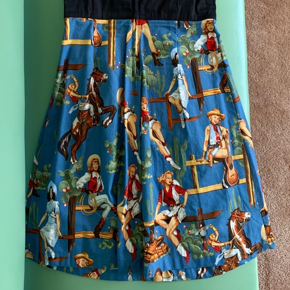 Rock Steady Cowgirl Pinup Dress Medium - Picture 8 of 8